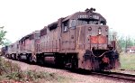 LN GP38AC #4044 (with a SD40-2 and U23B) leading a northbound manifest, 